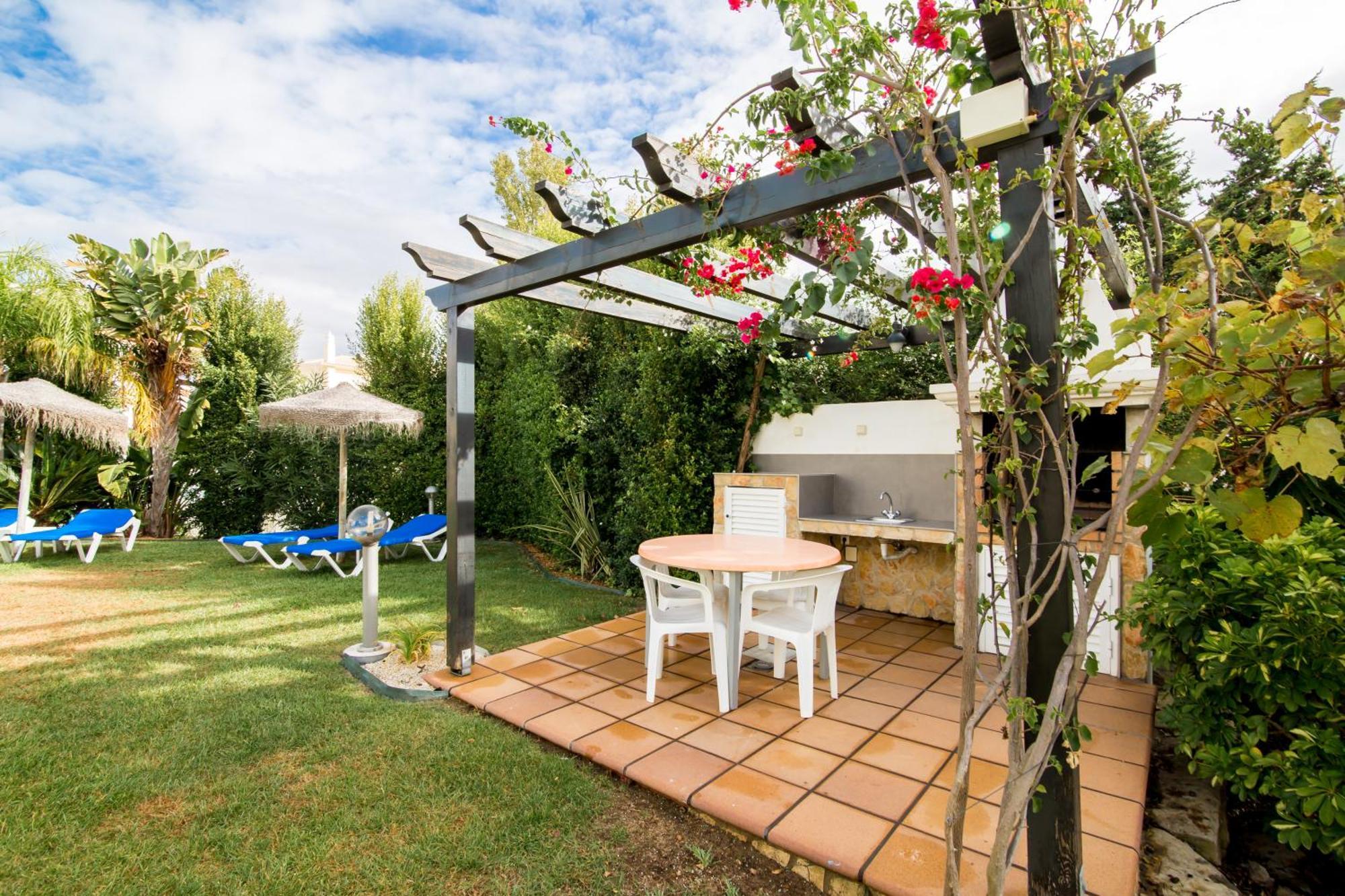 Appartement Pine Tree - Da Coelha - *